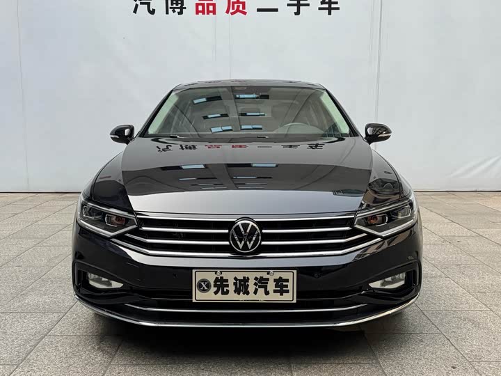 Фото 2 - Volkswagen Magotan