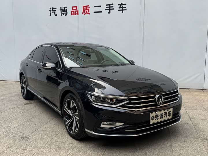 Фото 3 - Volkswagen Magotan