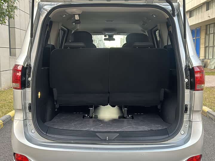 Фото 7 - Maxus G10