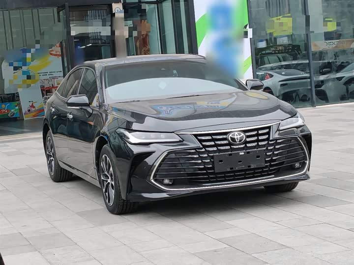 Фото 4 - Toyota Avalon