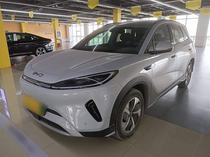 Фото 1 - BYD Sea Lion 05 EV