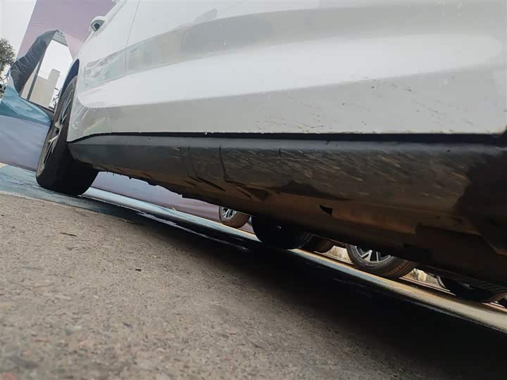 Фото 2 - BYD Qin L