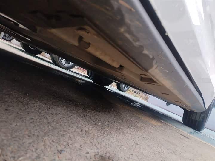 Фото 8 - BYD Qin L