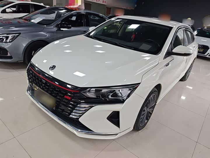 Фото 1 - Dongfeng Aeolus Yixuan Max