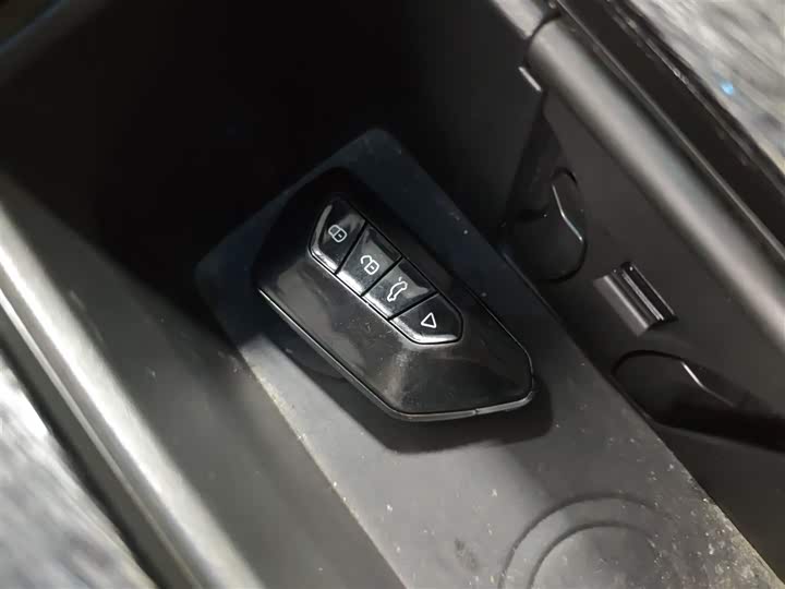 Фото 9 - Dongfeng Aeolus Yixuan Max