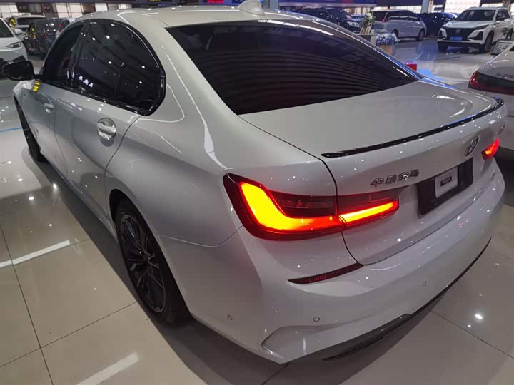 Фото 5 - BMW 3 Series