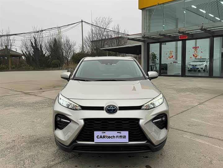 Фото 2 - Toyota Wildlander