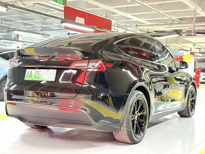 Фото 7 - Tesla Model Y