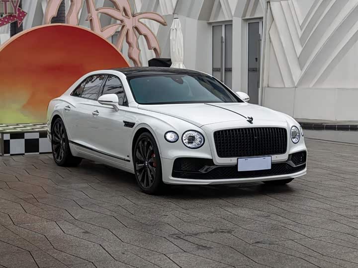 Фото 3 - Bentley Flying Spur