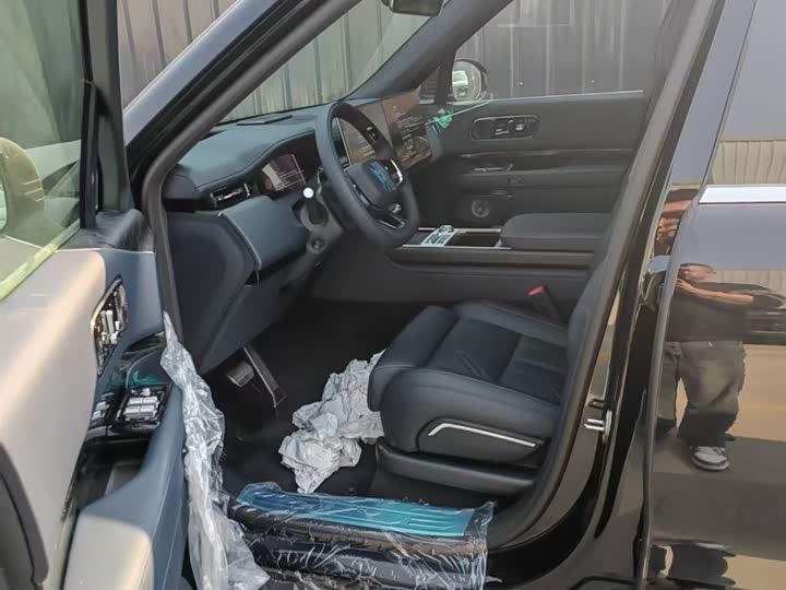 Фото 5 - Zeekr 9X