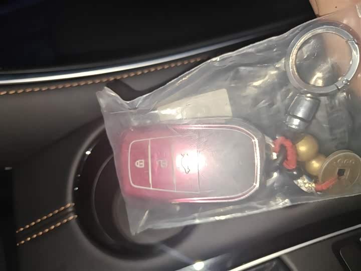 Фото 9 - Toyota Avalon