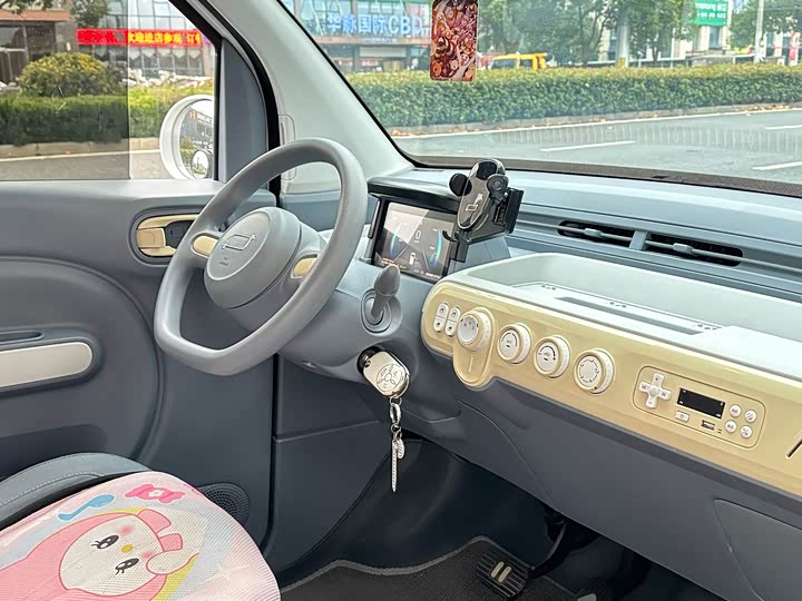 Фото 7 - Bestune Pony