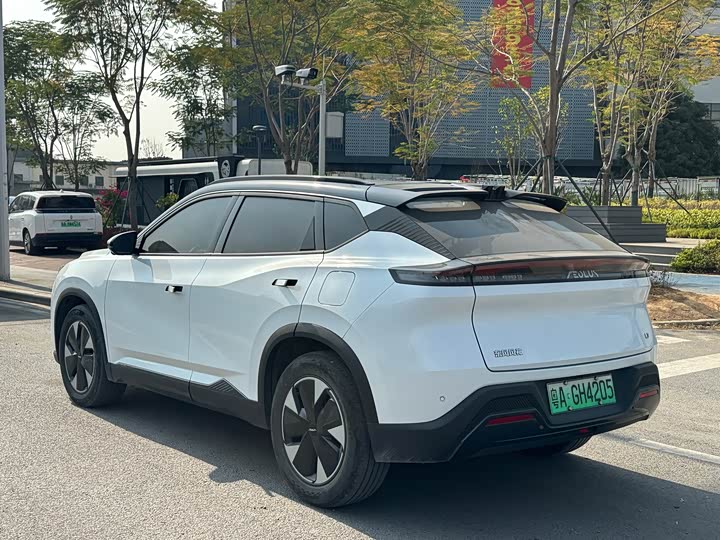 Фото 6 - Dongfeng Aeolus L7