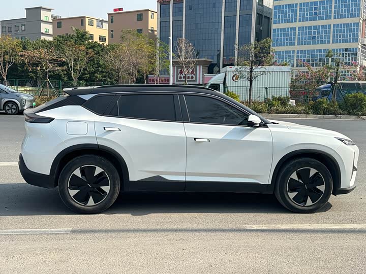 Фото 7 - Dongfeng Aeolus L7