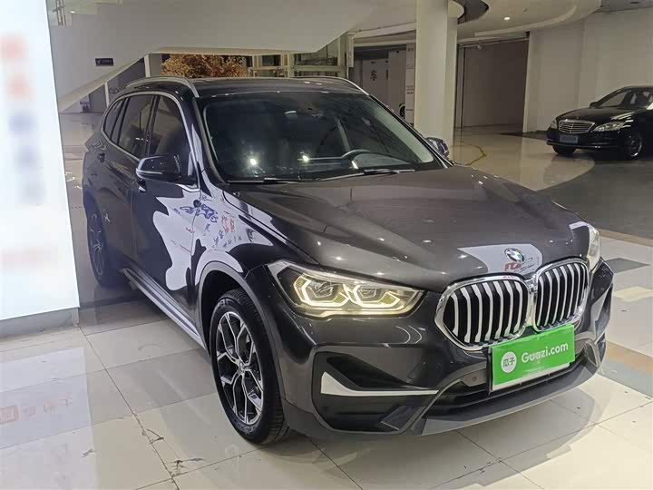 Фото 4 - BMW X1