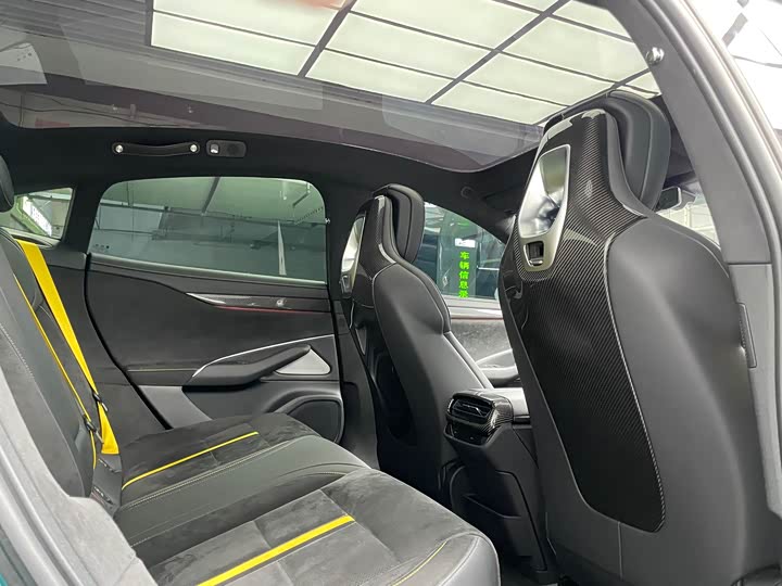 Фото 9 - Xiaomi SU7 Ultra