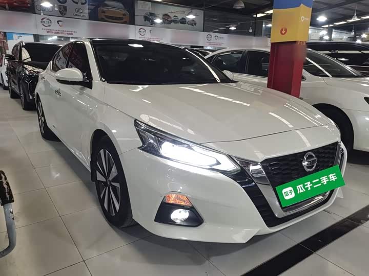 Фото 4 - Nissan Teana