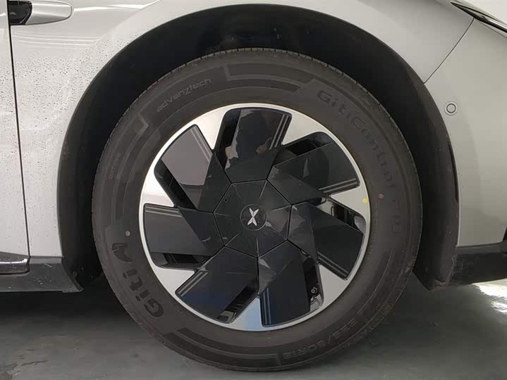 Фото 6 - XPeng F57