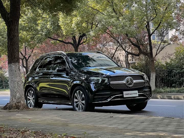 Фото 3 - Mercedes-Benz GLE-Class