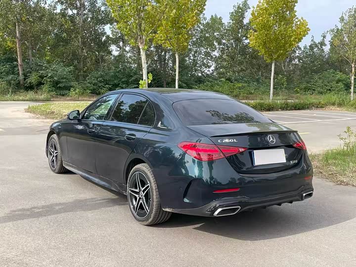 Фото 4 - Mercedes-Benz C-Class