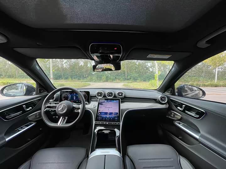 Фото 7 - Mercedes-Benz C-Class