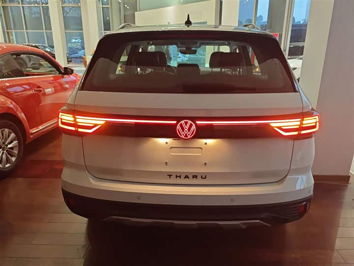 Фото 6 - Volkswagen Tharu