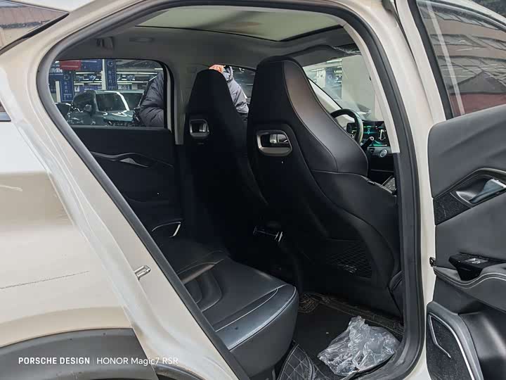 Фото 7 - Hozon U