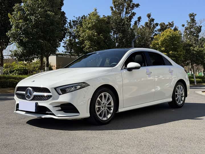 Фото 1 - Mercedes-Benz A-Class