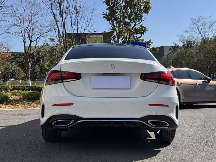 Фото 4 - Mercedes-Benz A-Class