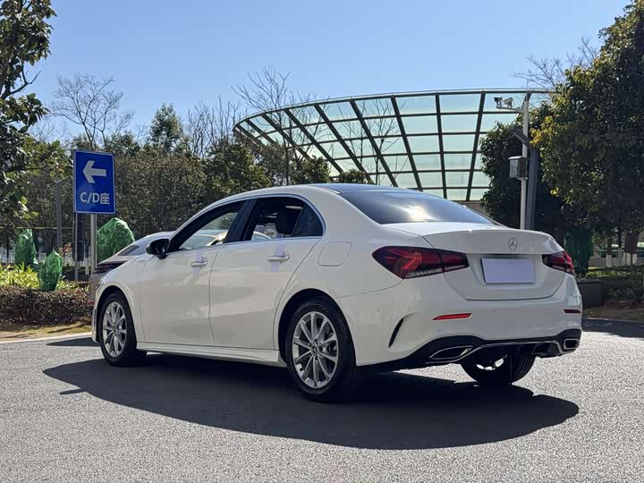 Фото 6 - Mercedes-Benz A-Class