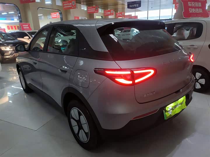 Фото 5 - Geely Galaxy Geome