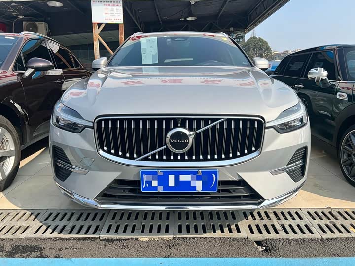 Фото 2 - Volvo XC60