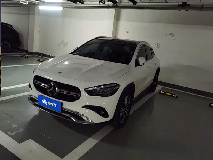Фото 1 - Mercedes-Benz GLA-Class