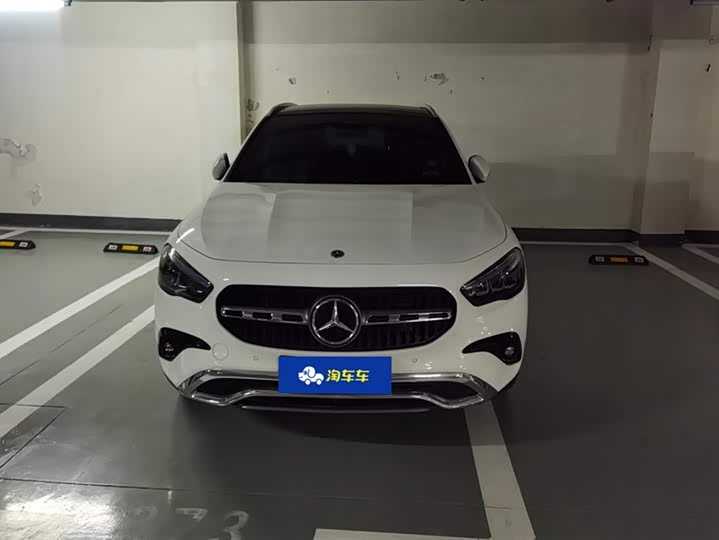 Фото 2 - Mercedes-Benz GLA-Class