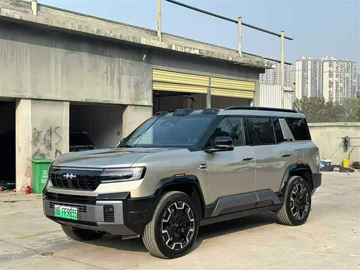 Фото 1 - BYD FangChengBao Leopard 8