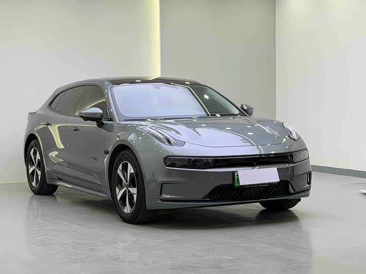 Фото 3 - Zeekr 001