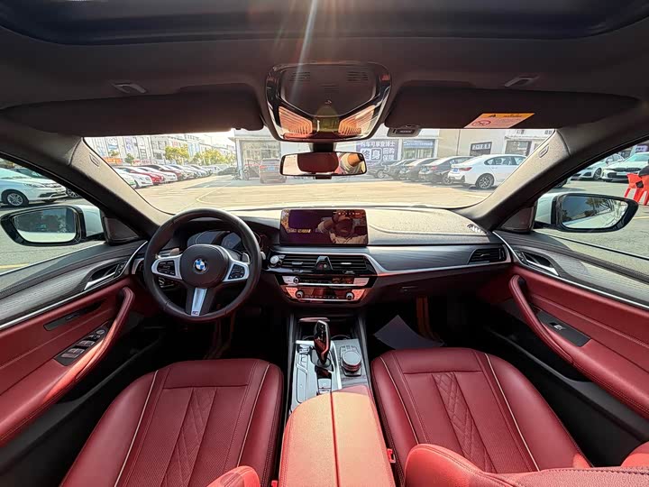 Фото 7 - BMW 5 Series