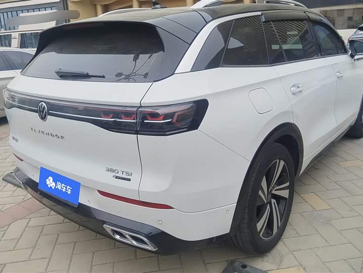 Фото 3 - Volkswagen Tavendor