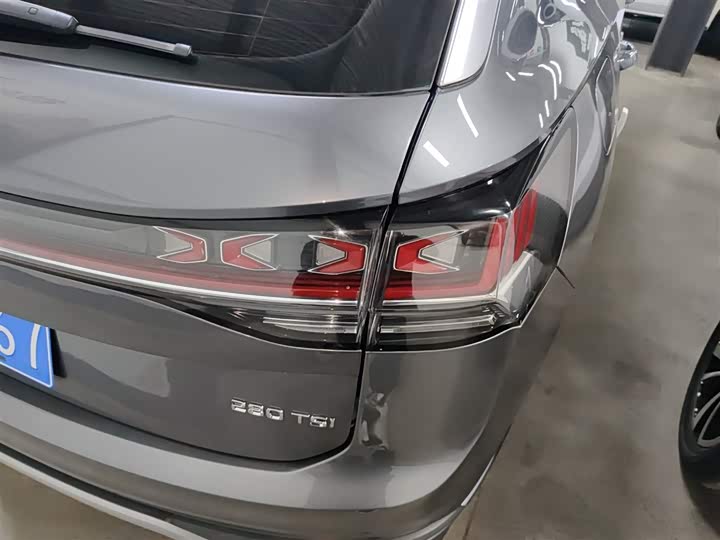 Фото 8 - Volkswagen Tayron