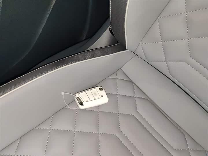 Фото 9 - Volkswagen Tayron