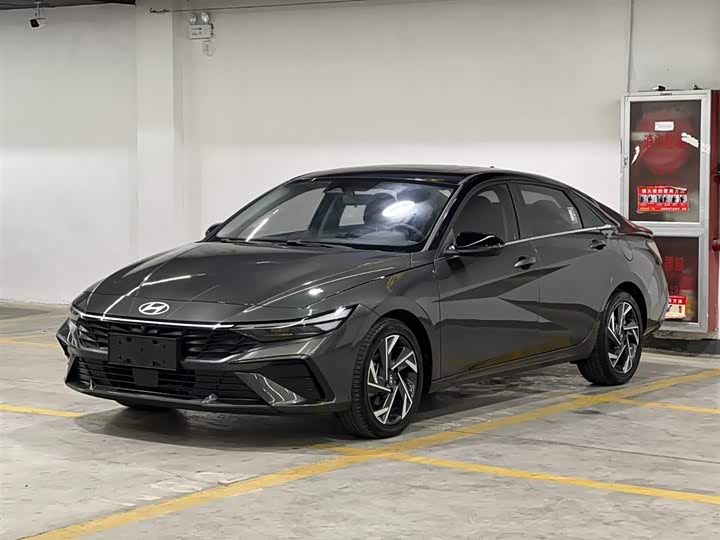 Фото 1 - Hyundai Elantra N line