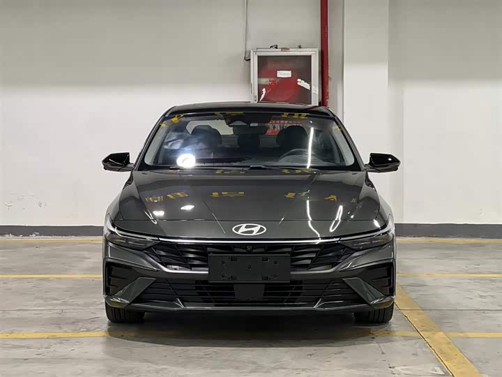 Фото 2 - Hyundai Elantra N line