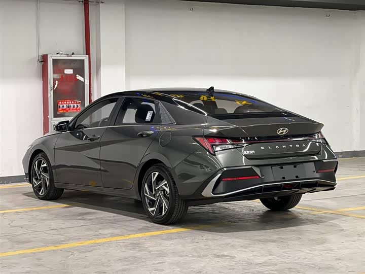 Фото 4 - Hyundai Elantra N line