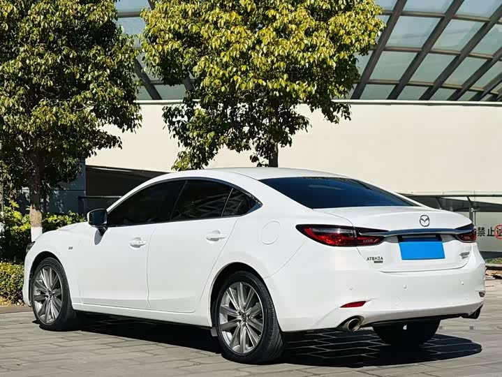 Фото 6 - Mazda Atenza