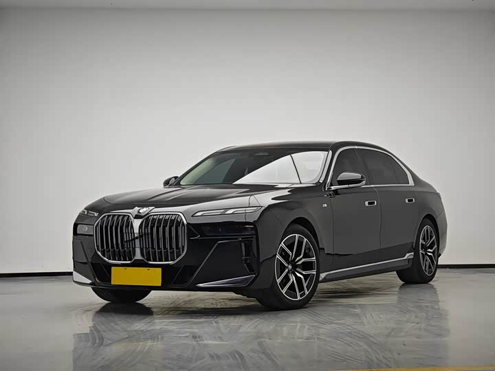 Фото 1 - BMW 7 Series