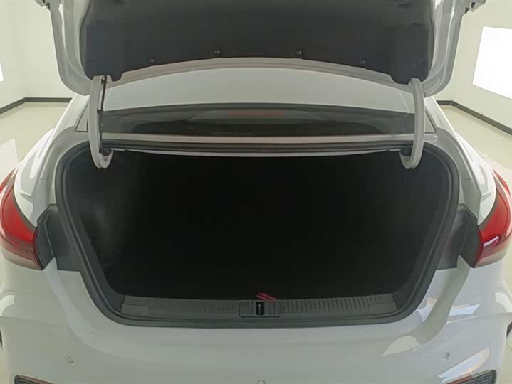 Фото 4 - MG Motor 5