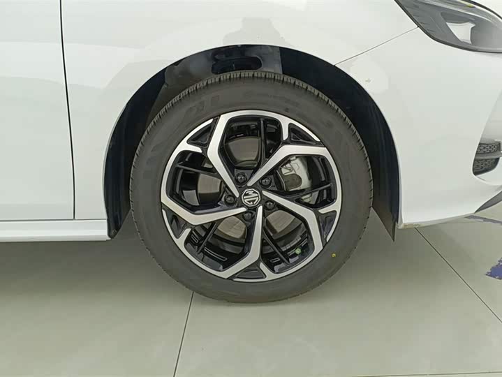 Фото 6 - MG Motor 5