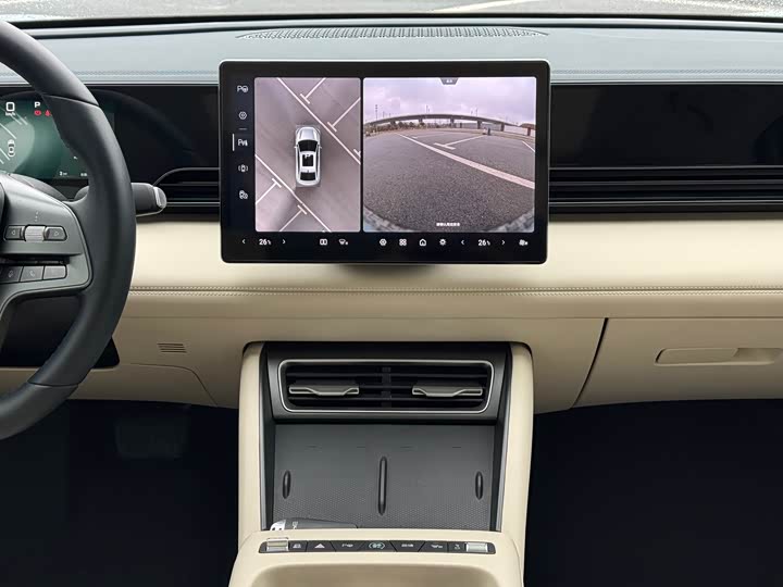 Фото 7 - BYD Qin L