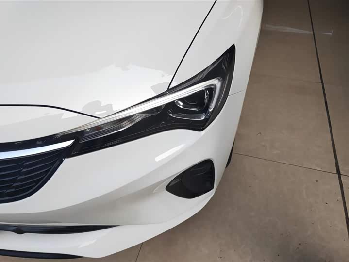 Фото 5 - Buick Verano