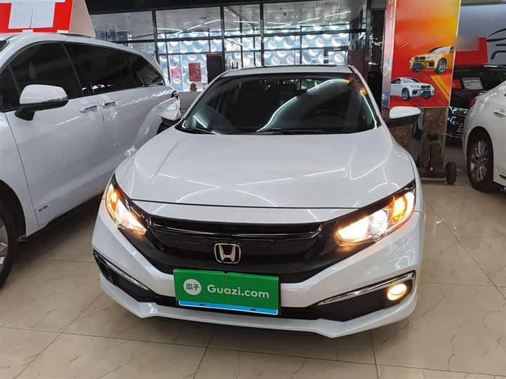 Фото 3 - Honda Civic